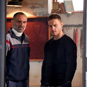 Fotoğraf Bu Şehir Arkandan Gelecek