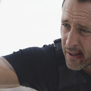 Fotoğraf Alex O'Loughlin