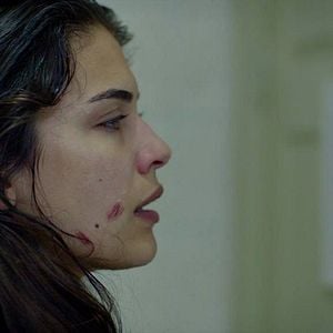 Fotoğraf Kırgın Çiçekler