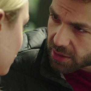 Fotoğraf Bu Şehir Arkandan Gelecek