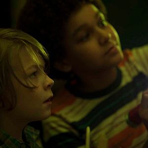 Fotoğraf Oakes Fegley