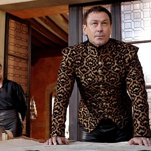 Fotoğraf Grant Bowler