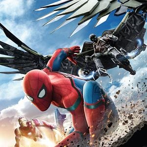 Fotoğraf Örümcek-Adam: Eve Dönüş