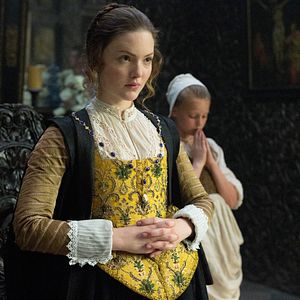 Fotoğraf Holliday Grainger