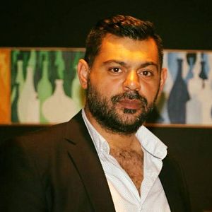 Fotoğraf Gülabi Kubat