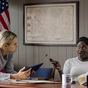 Fotoğraf Taylor Schilling