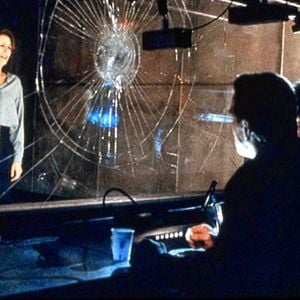 Fotoğraf Gerçek Yalanlar