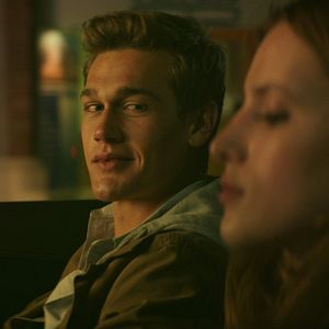 Fotoğraf İlle De Sen