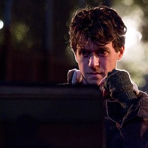 Fotoğraf Ashley Zukerman