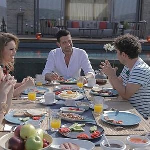 Fotoğraf İki Yalancı