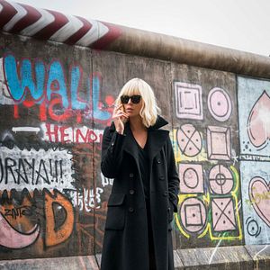 Fotoğraf Sarışın Bomba