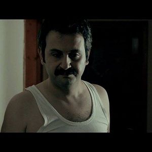 Fotoğraf Kimse Bizi Konuşmasın