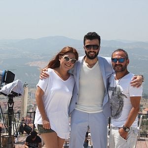 Fotoğraf Ne Olur Gitme