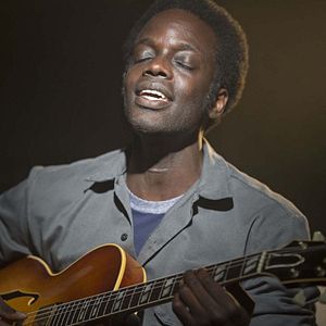 Fotoğraf Ato Essandoh