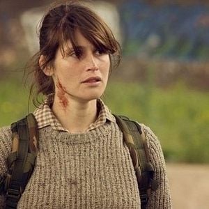 Fotoğraf Tüm Sırların Sahibi Kız