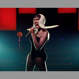 Fotoğraf Grace Jones