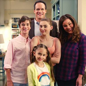 Fotoğraf Meg Donnelly