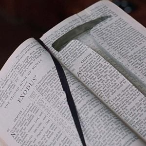 Fotoğraf Esaretin Bedeli