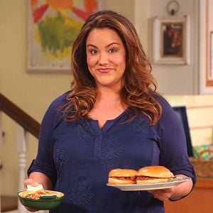 Fotoğraf Katy Mixon