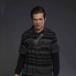 Fotoğraf Leo Howard