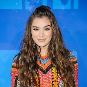 Fotoğraf Hailee Steinfeld