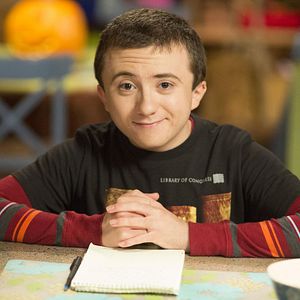 Fotoğraf Atticus Shaffer