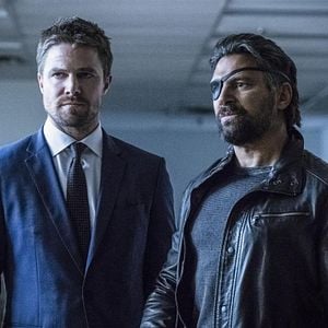 Fotoğraf Manu Bennett