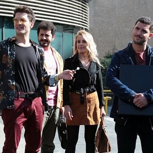 Fotoğraf Klavye Delikanlıları