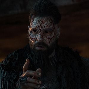 Fotoğraf Manu Bennett