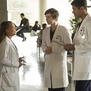 Fotoğraf Freddie Highmore