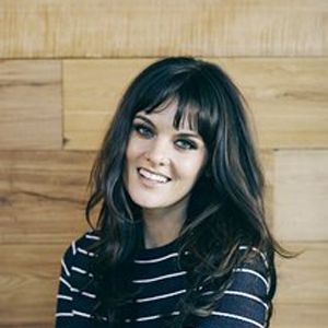Fotoğraf Frankie Shaw