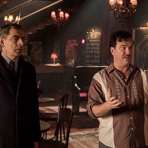 Fotoğraf Douglas Hodge