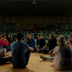 Fotoğraf Sarah Joue un Loup Garou