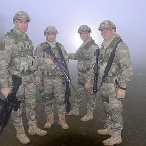 Fotoğraf Bordo Bereliler Afrin