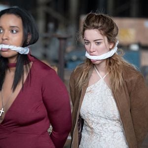 Fotoğraf Acts Of Violence