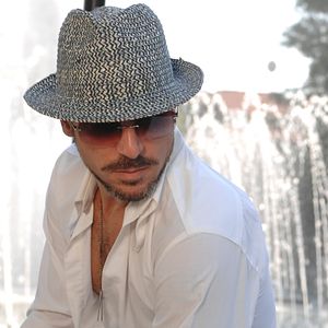 Fotoğraf Toprak Sergen