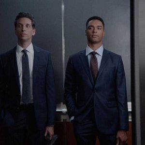 Fotoğraf Regé-Jean Page