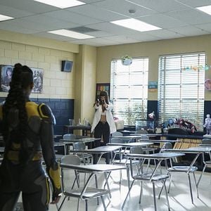 Fotoğraf Charlbi Dean Kriek