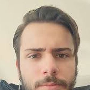 Fotoğraf Batın Uçan