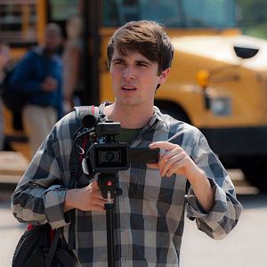 Fotoğraf Max Deacon