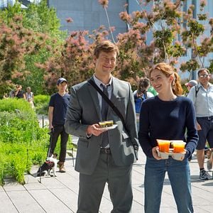 Fotoğraf Glen Powell