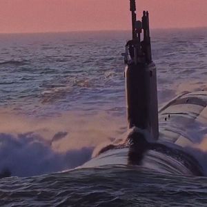 Fotoğraf Black Water