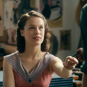 Fotoğraf Asla Gözlerini Kaçırma