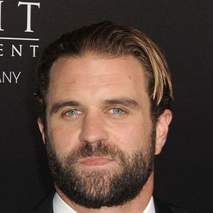 Fotoğraf Milo Gibson