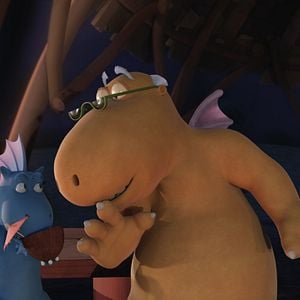 Fotoğraf Sevimli Ejderha Kokonat: Ormanda Şenlik