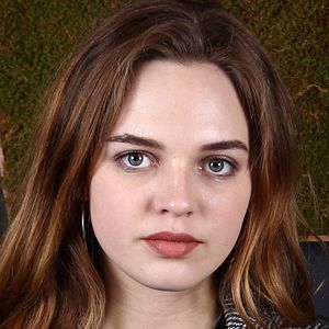Fotoğraf Odessa Young