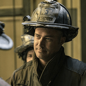 Fotoğraf Taylor Kinney