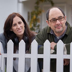 Fotoğraf Bajo el mismo techo