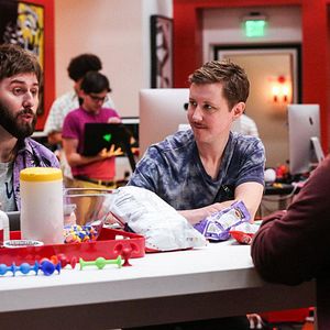 Fotoğraf James Buckley