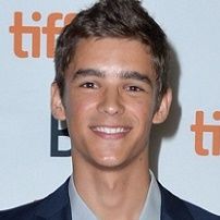 Fotoğraf Brenton Thwaites